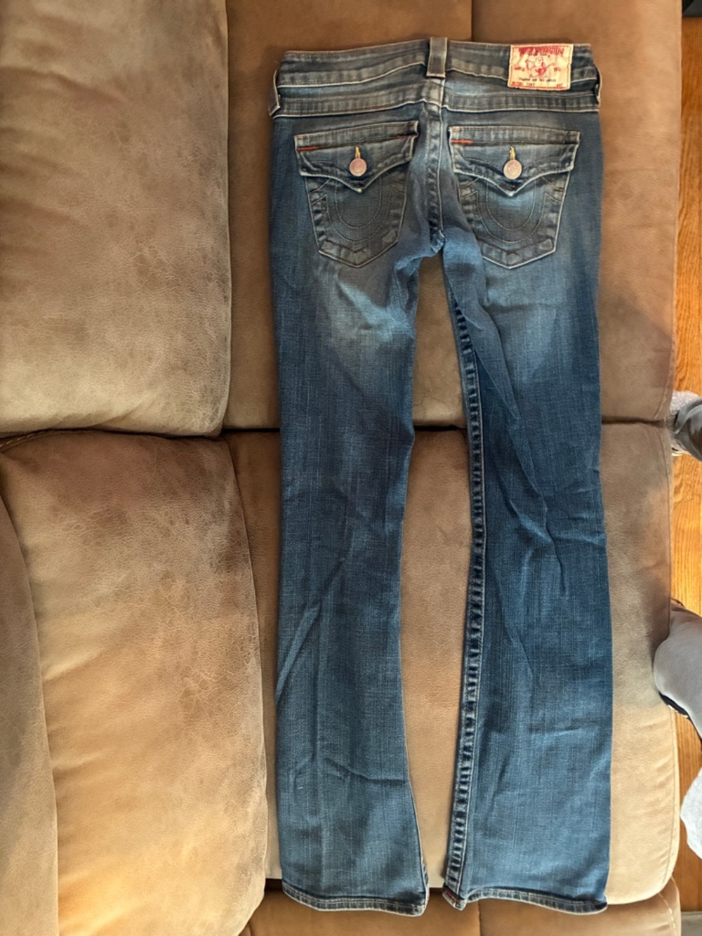 True Religion Women's Blue Denim Jeans - Classic Pocket Stitch - Picture 7 of 7